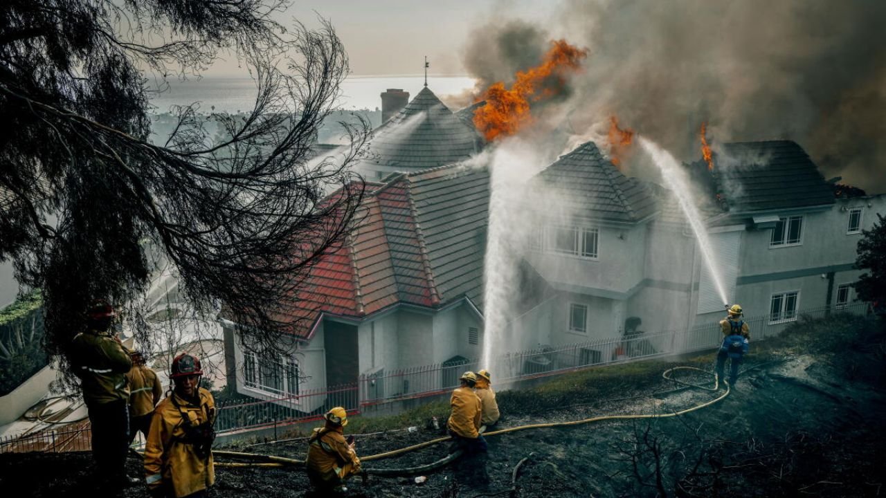 California’s Norte Fire Damages Homes as Thousands Face Evacuation Orders